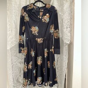 Vintage 70s Collared Floral Dress Size Large